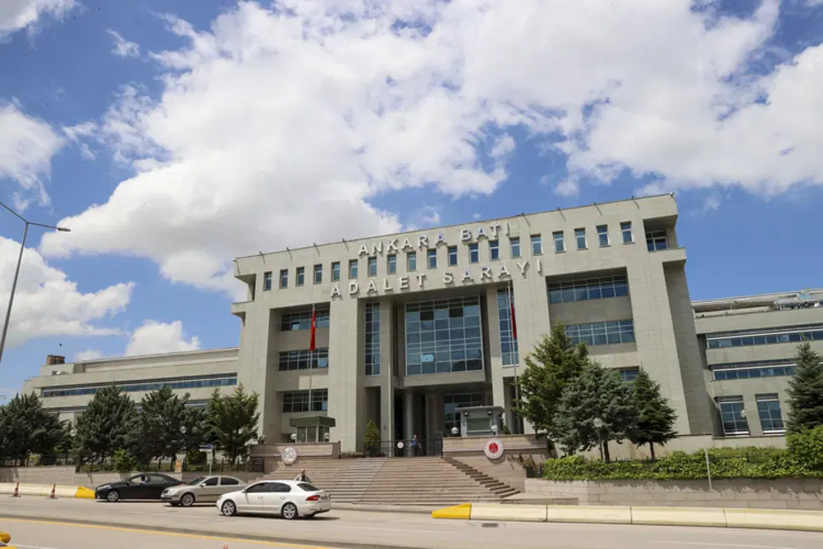 Adliyelerde 'Alo Adalet 135' Dönemi: Yapay Zeka Destekli Hat Kuruluyor
