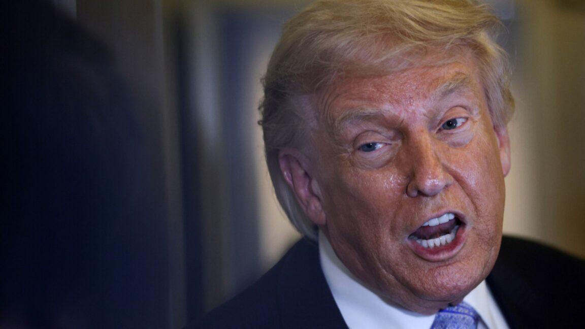 Trump'tan FCC'ye Çağrı: NBC Gazetecisi Kristen Welker Cezalandırılsın