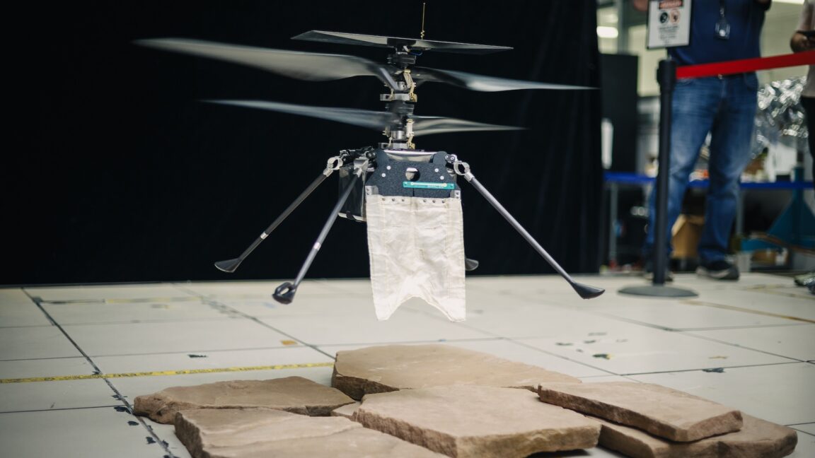 NASA'nın Mars Programında Yeni Dönem: Rota Helikopterlere Çevrildi