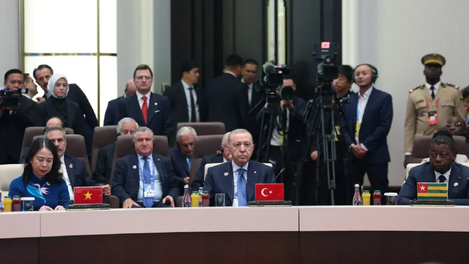 Cumhurbaşkanı Erdoğan'dan ŞİÖ Zirvesi'nde Diyalog ve Enerji Güvenliği Çağrısı