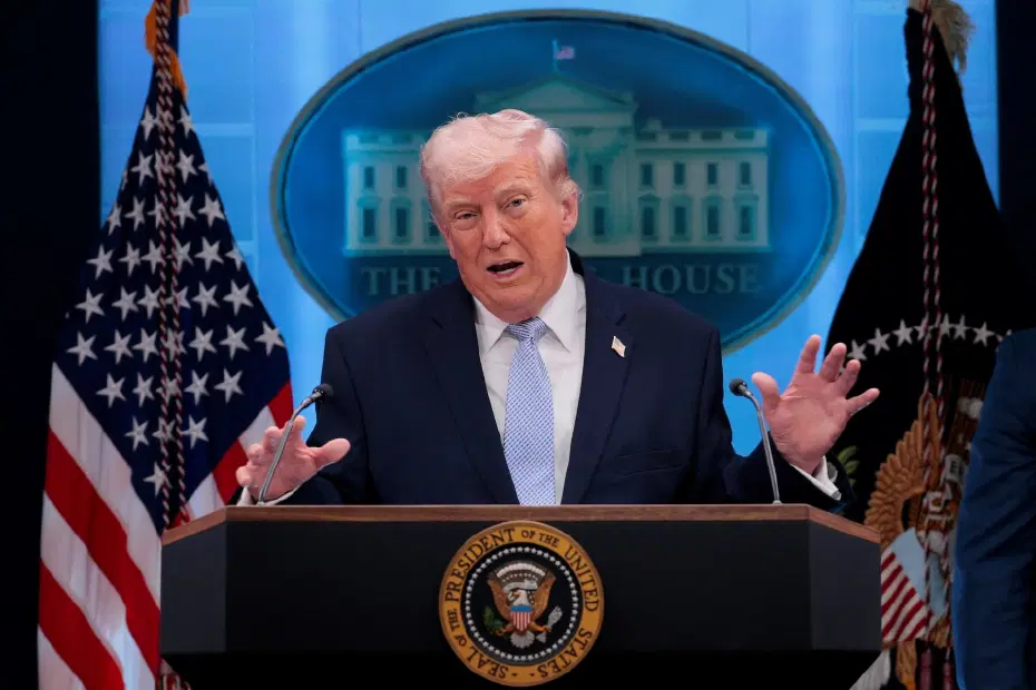 ABD Başkanı Trump'tan İran'a Nükleer Tesis Tehdidi: "Kazma Dağı'nı Vurabiliriz"