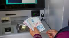 Yeni Orta Vadeli Program'ın Şifreleri: Büyümeden Taviz Verilmeden Enflasyon Düşecek mi?