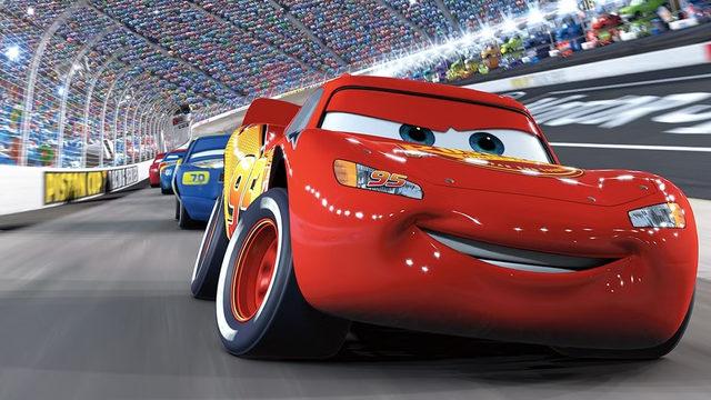 Pixar, Efsanevi Karakter Şimşek McQueen'in Teknik Özelliklerini Açıkladı: 750 Beygir Gücünde V8 Motor