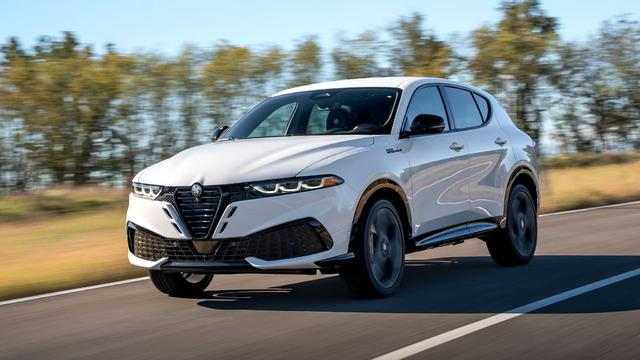 Alfa Romeo Eylül 2026 Fiyat Listesi Açıklandı: Tonale Modeline Zam Geldi