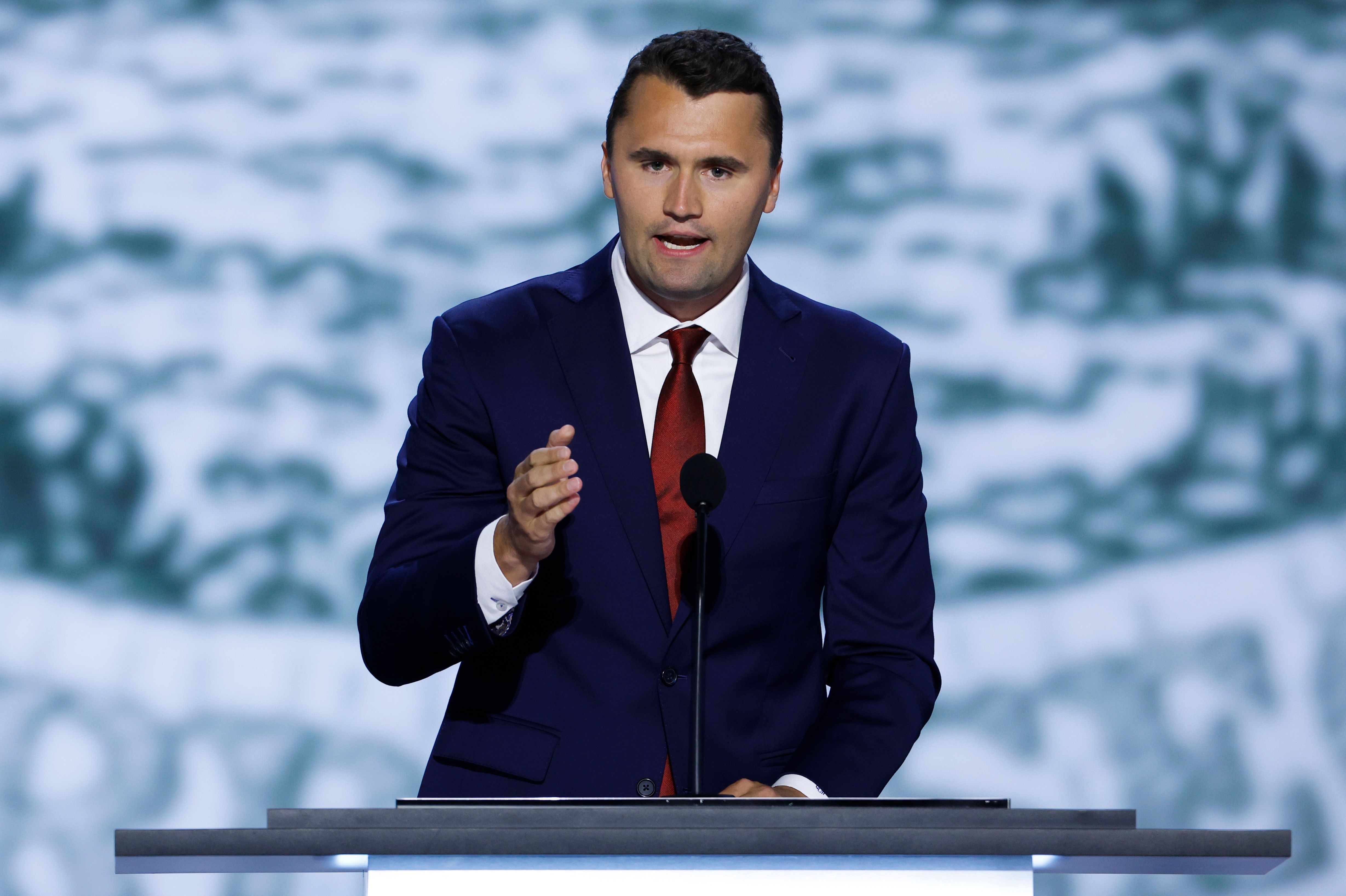 Charlie Kirk Suikastı: Bir Yıl Sonra Komplo Teorileri Sosyal Medyayı Esir Aldı