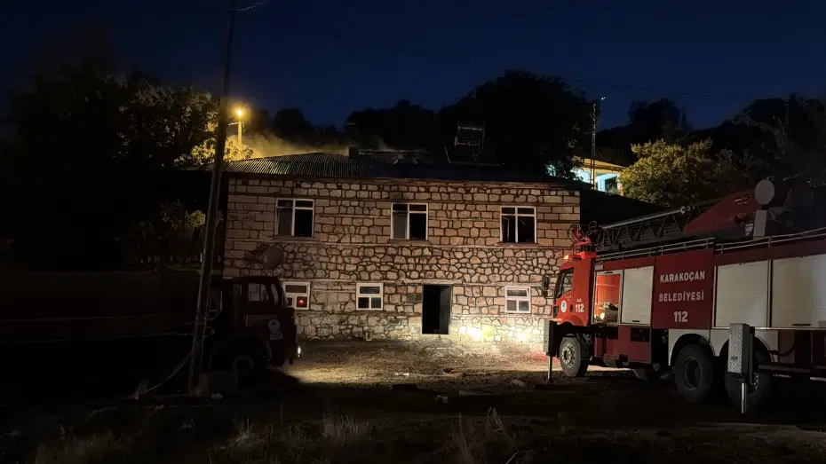 Elazığ'da Yangın Süsü Verilen Cinayet: Yaşlı Çiftin Vücudunda Kurşun İzi Bulundu