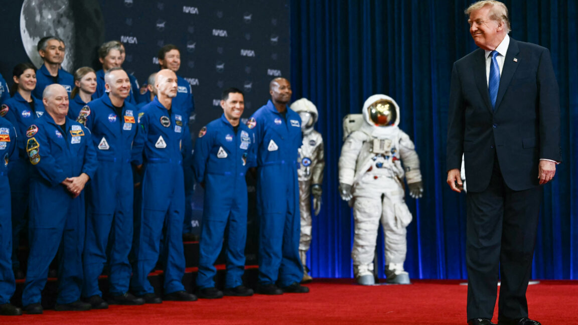 NASA, ABD Uzay Akademisi'ni Kurmak İçin Çalışmaları Hızlandırıyor
